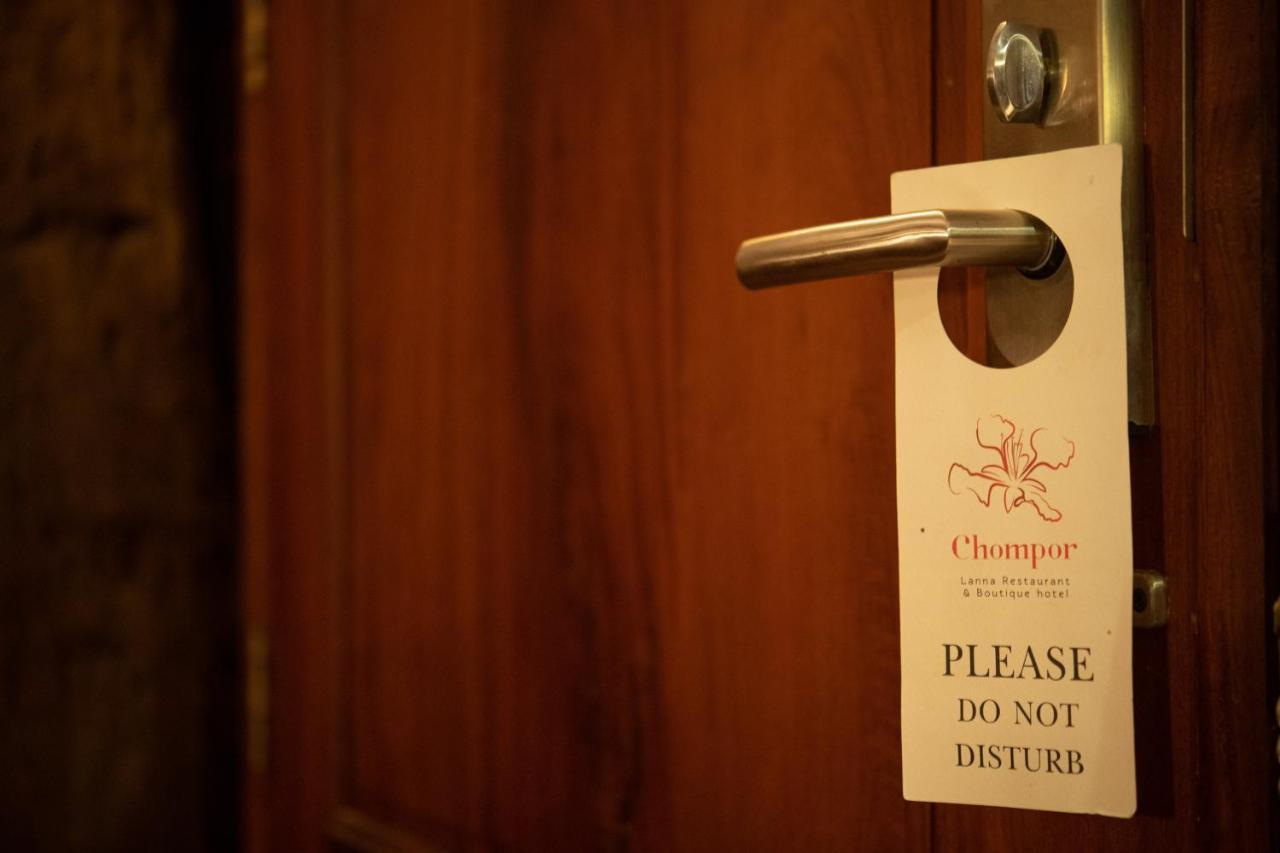 Chompor Lanna Hotel Chiang Mai Exterior photo