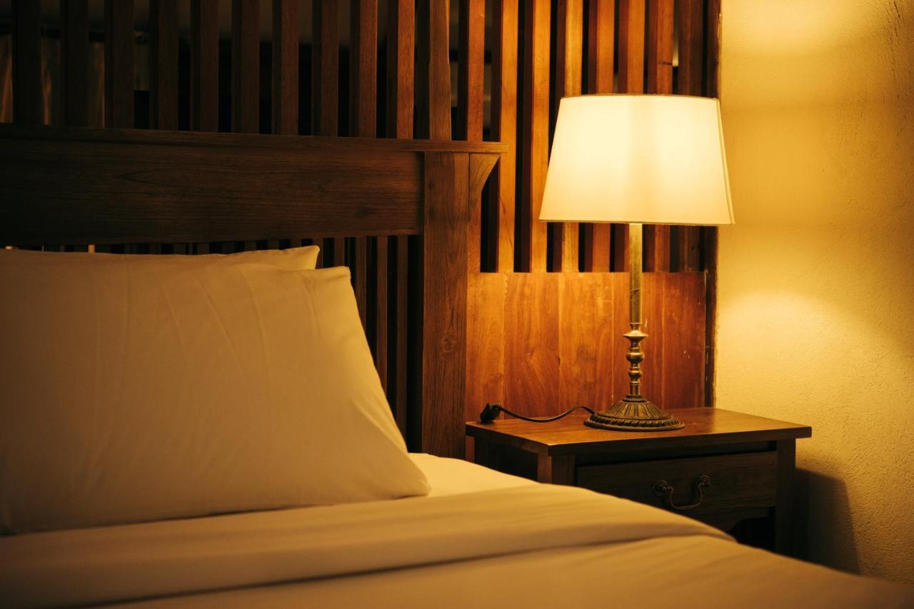 Chompor Lanna Hotel Chiang Mai Exterior photo