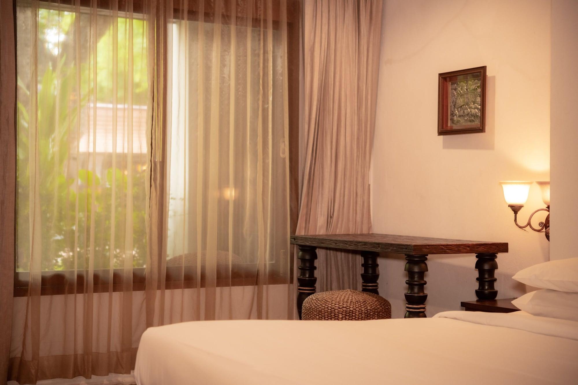Chompor Lanna Hotel Chiang Mai Exterior photo