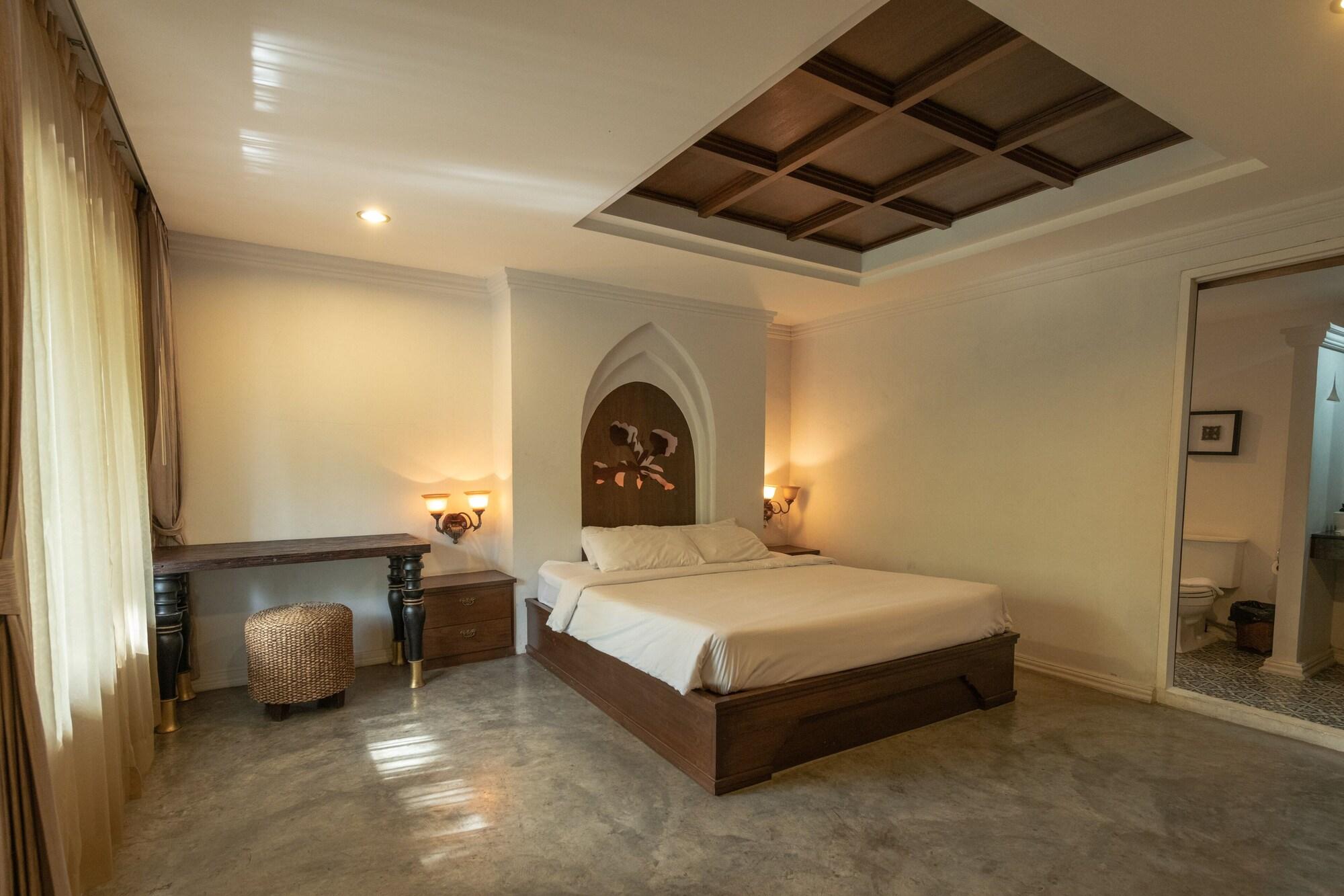 Chompor Lanna Hotel Chiang Mai Exterior photo