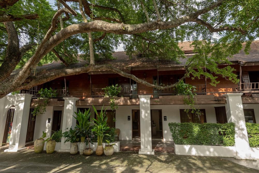Chompor Lanna Hotel Chiang Mai Exterior photo